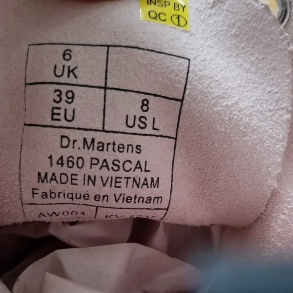Dr. Martens new tags